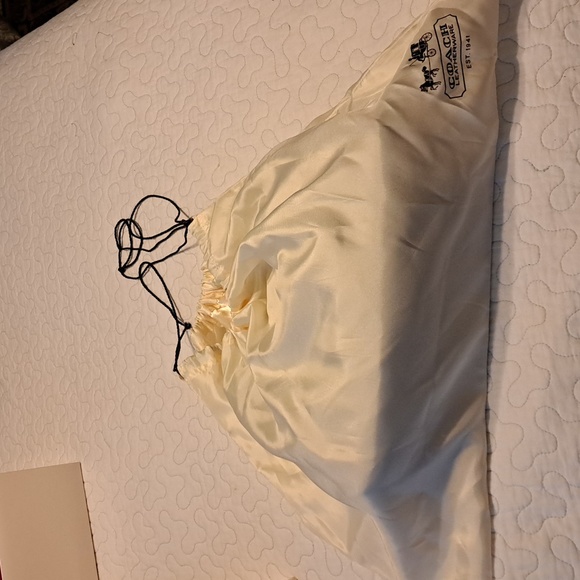 Brand New Coach Madison Purse - Picture 7 of 10